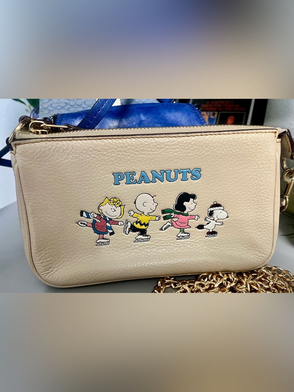 GUC Coach X Peanuts collaboration  Nolita 19
(Style CE858)